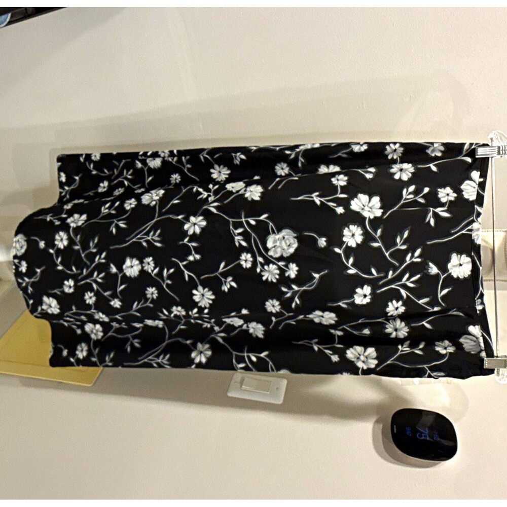 Jessica Holbrook Black White Floral A-Line Midi Satin Pleated Zip Skirt M